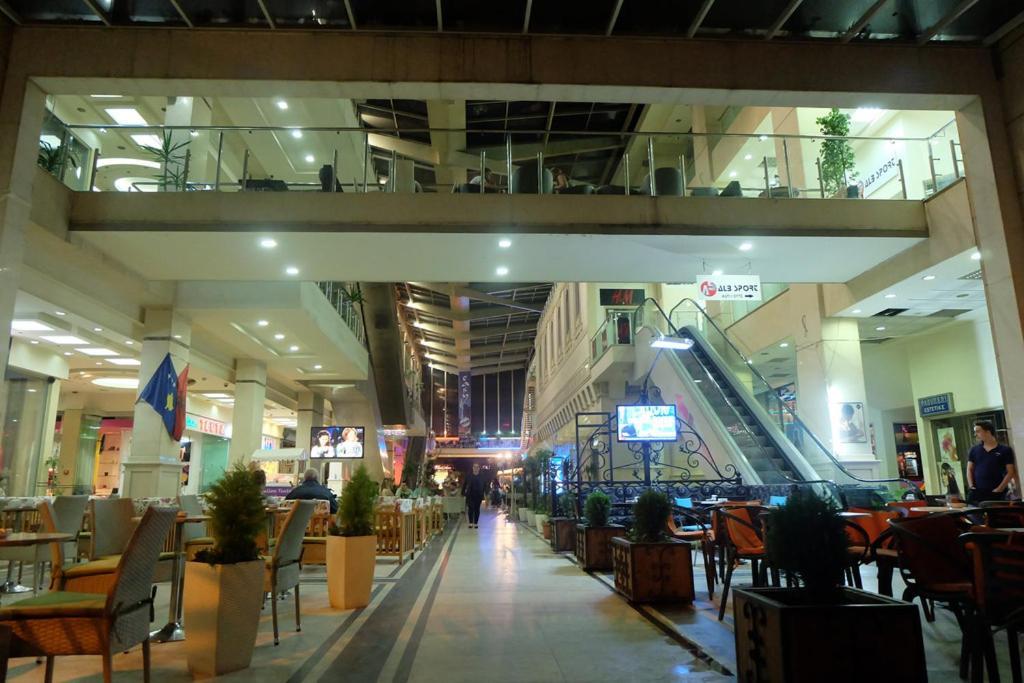 Intercontinental Apartments Tirana City Center Zewnętrze zdjęcie